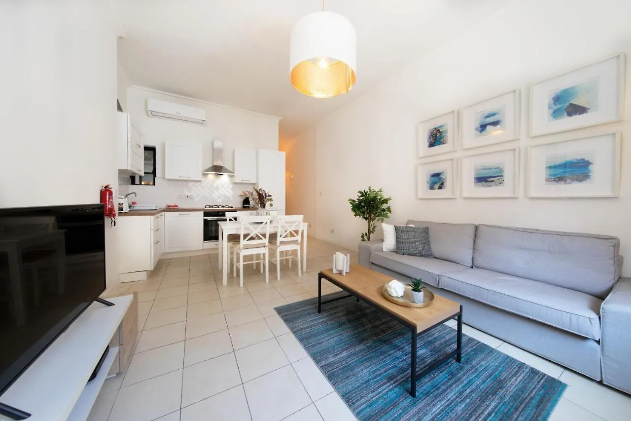 Cozy 3Bedrooms Steps From Sliema Seafront Asco1-1 contacts